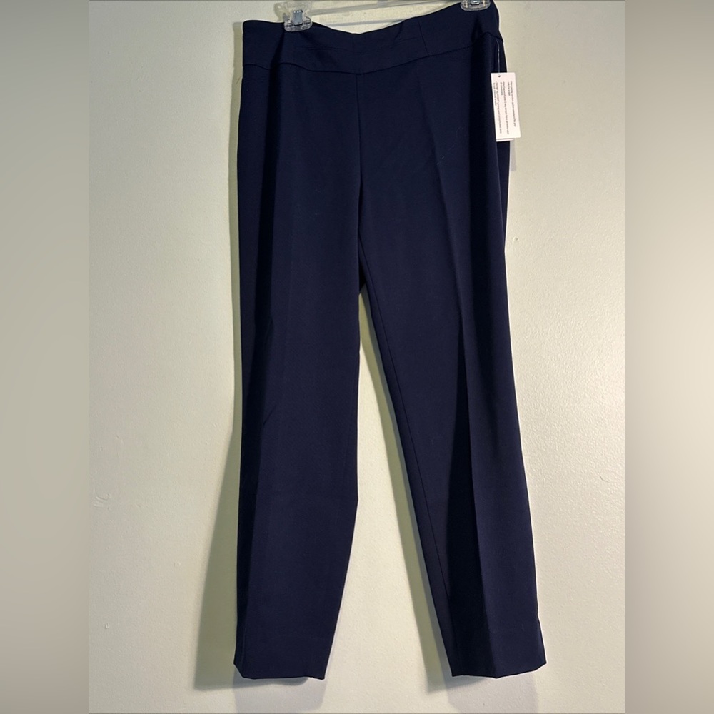Investment Pull on Navy Slacks size 8 NWT